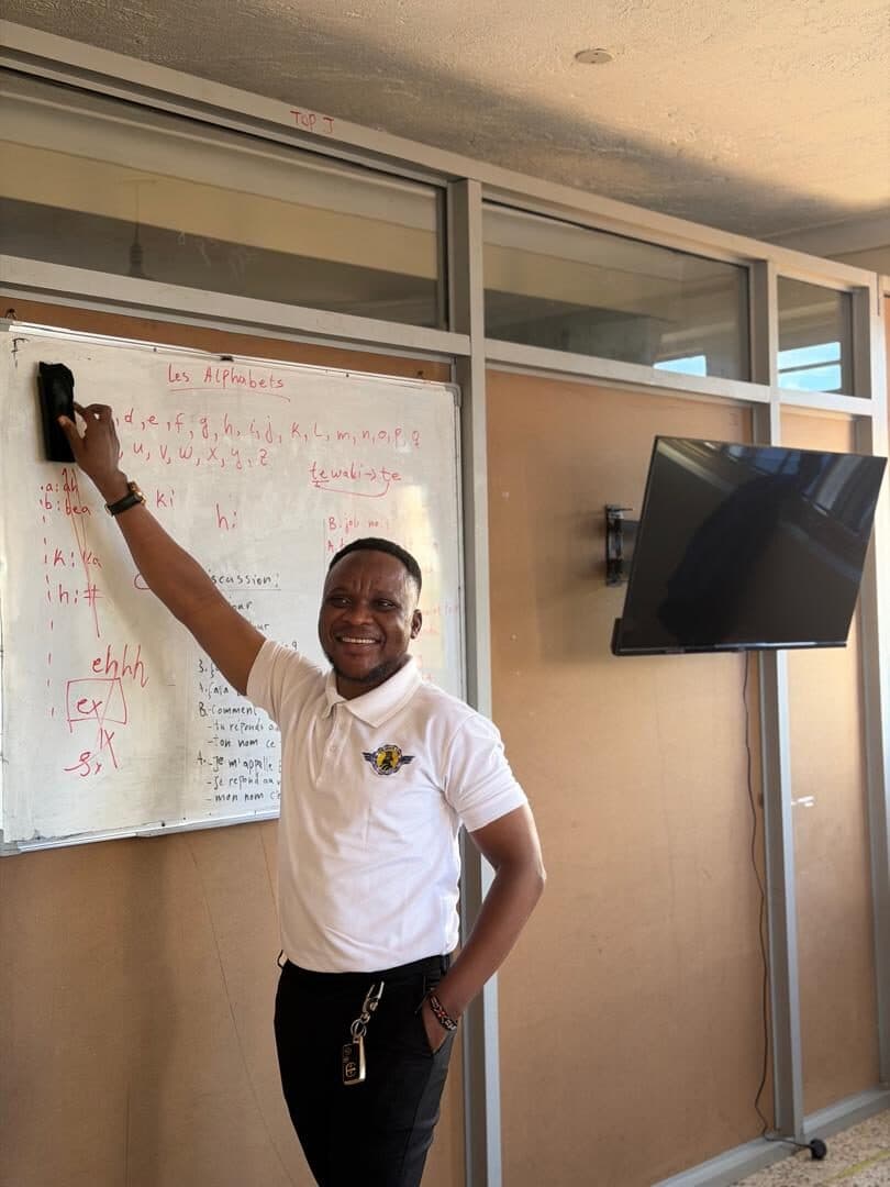 Session de formation à la Falcon Aviation Academy