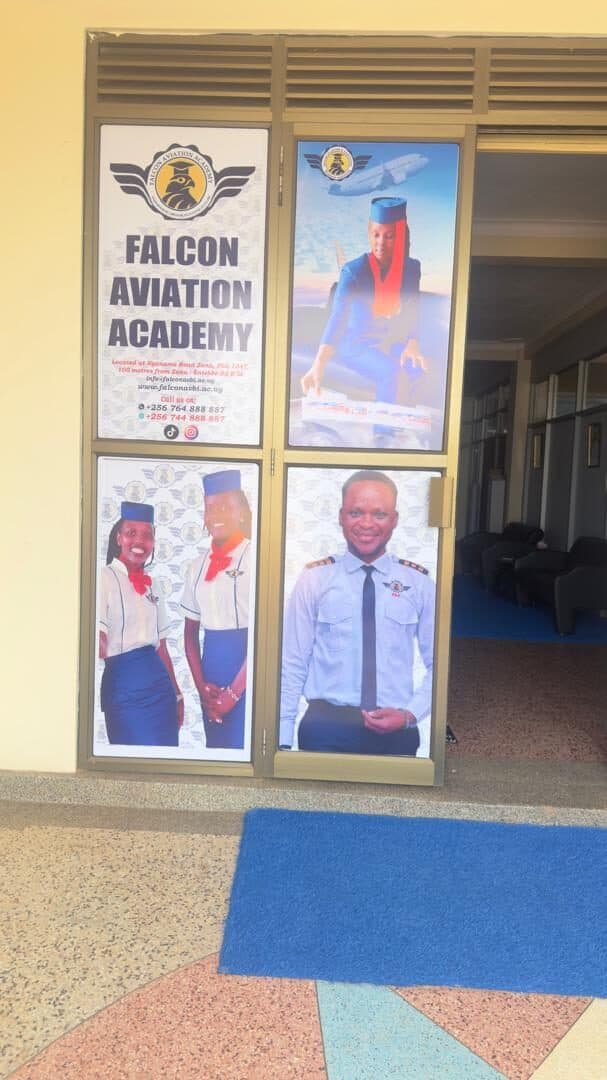 Entrée de la Falcon Aviation Academy